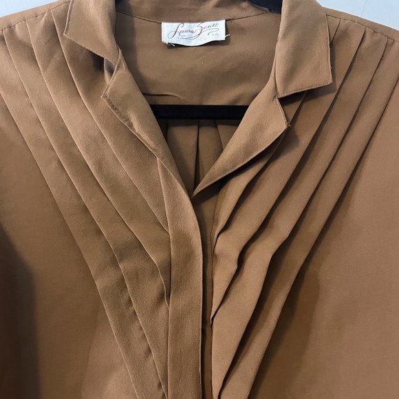 Gorgeous Brown Pleated Vintage Blouse - Picture 2 of 3